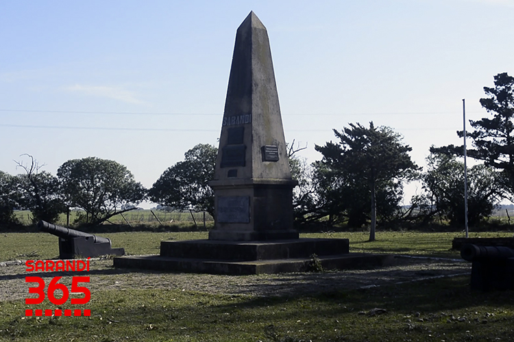 obelisco batalla de sarandi sarandi grande